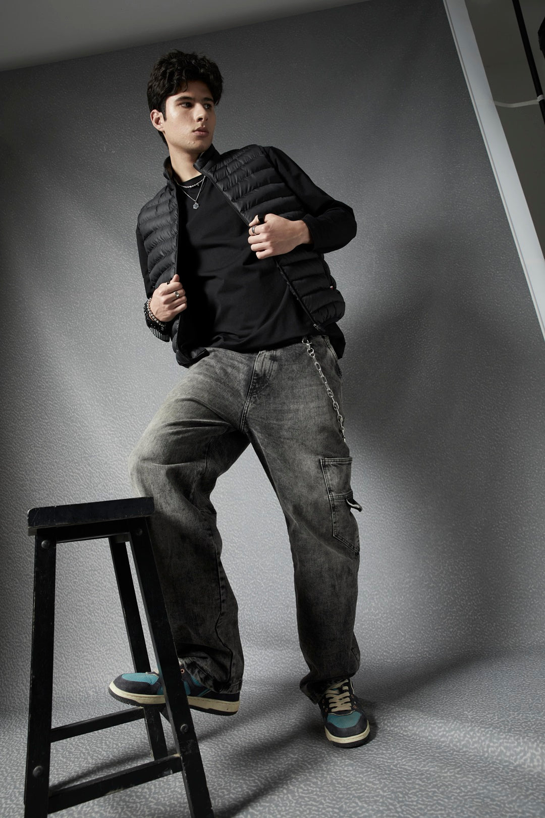 Men Regular Fit Premium Front Pocket Full Zip Black Full Sleeve Jacket