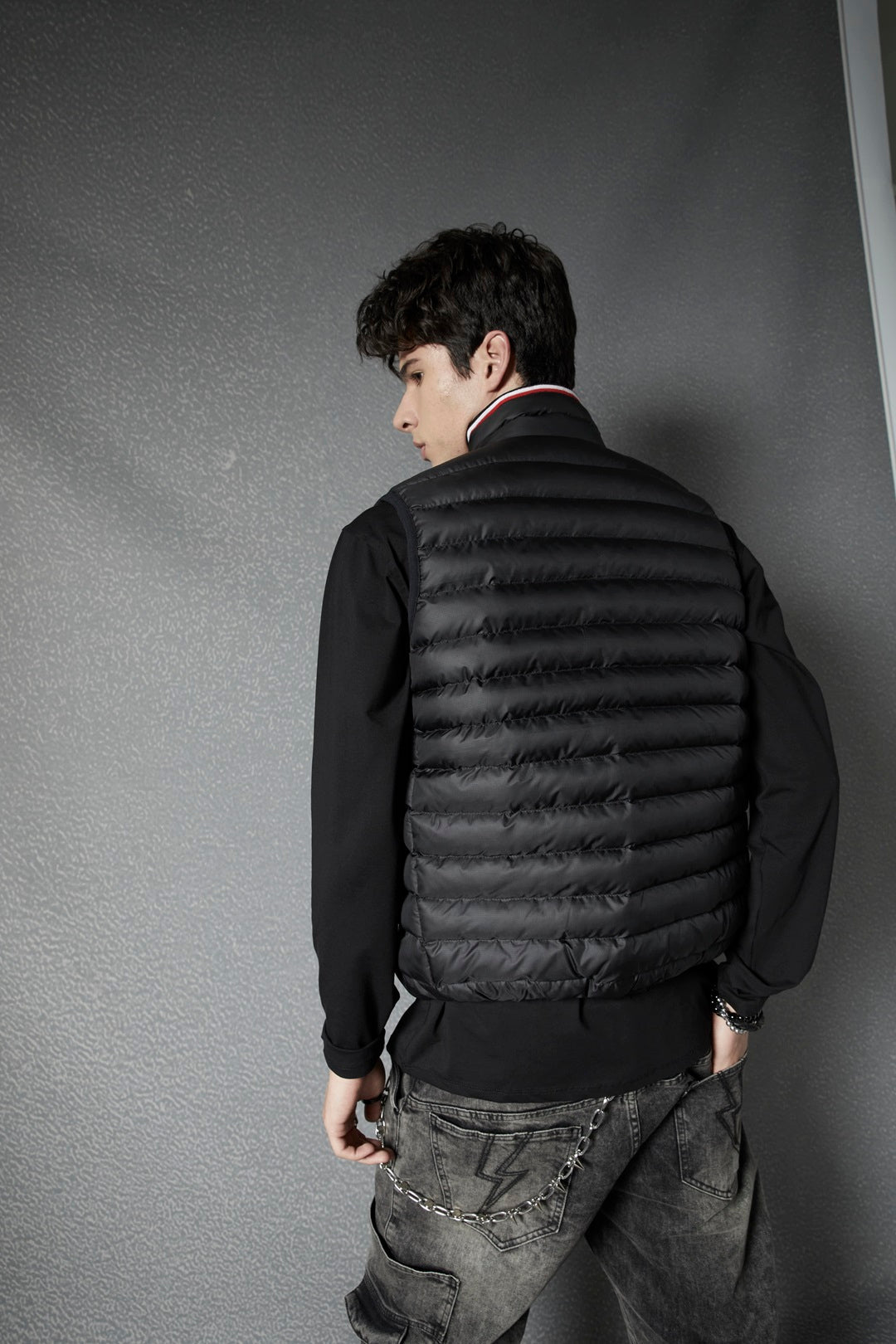 Men Regular Fit Premium Front Pocket Full Zip Black Full Sleeve Jacket